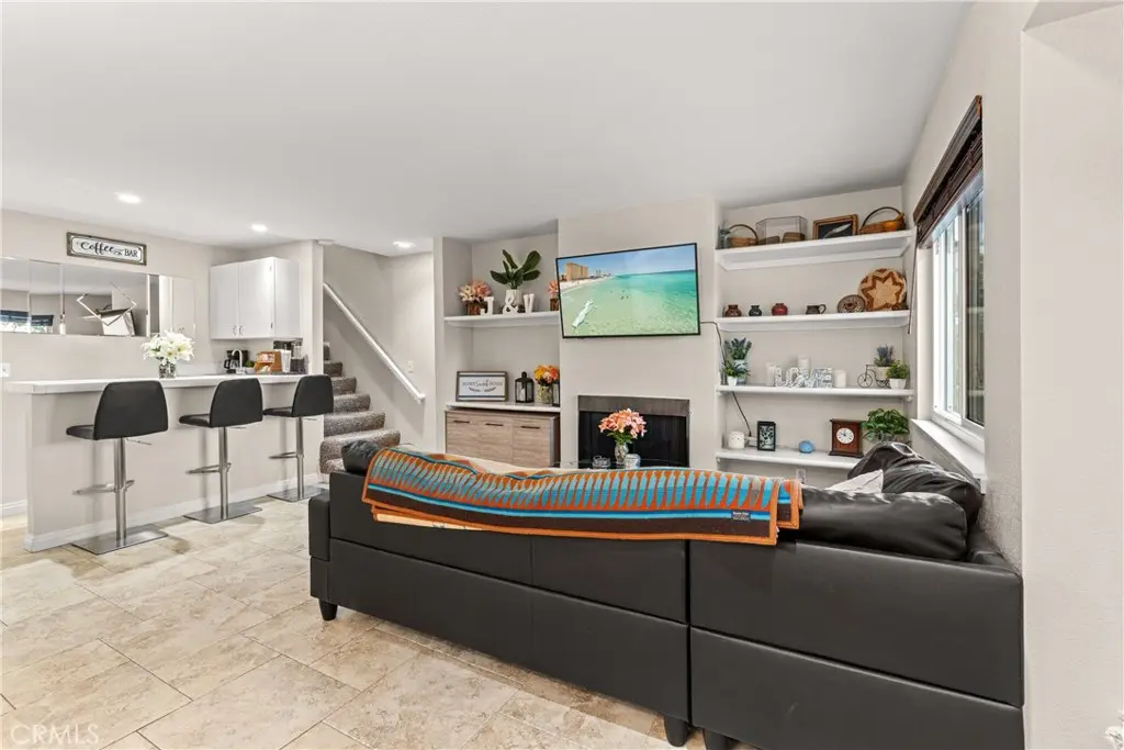 43481 30th W 2, Lancaster, CA — listing photo 1