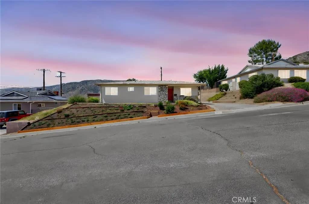 7217 Lonzo, Los Angeles, CA — listing photo 1