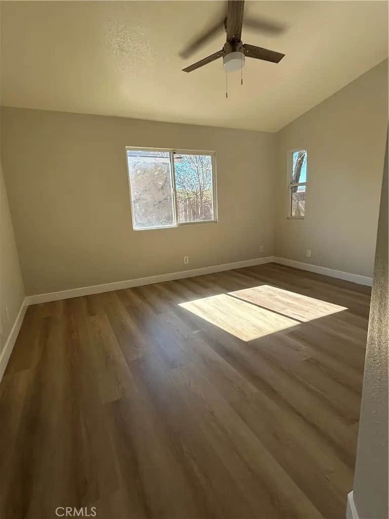 722 E. Avnue J6, Lancaster, CA — listing photo 1