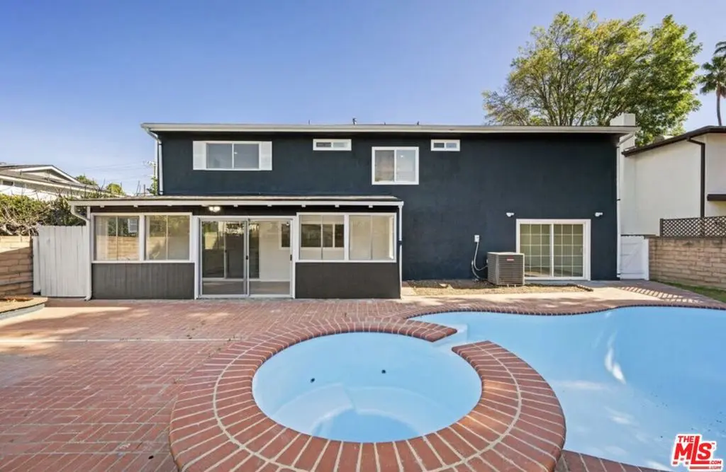 6257 Lindley Avenue, Los Angeles, CA — listing photo 1