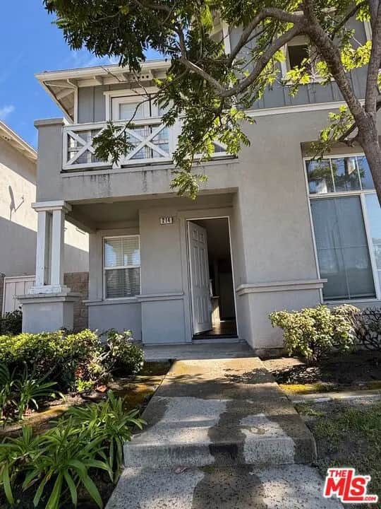 214 E Port Hueneme Road, Port Hueneme, CA — listing photo 1