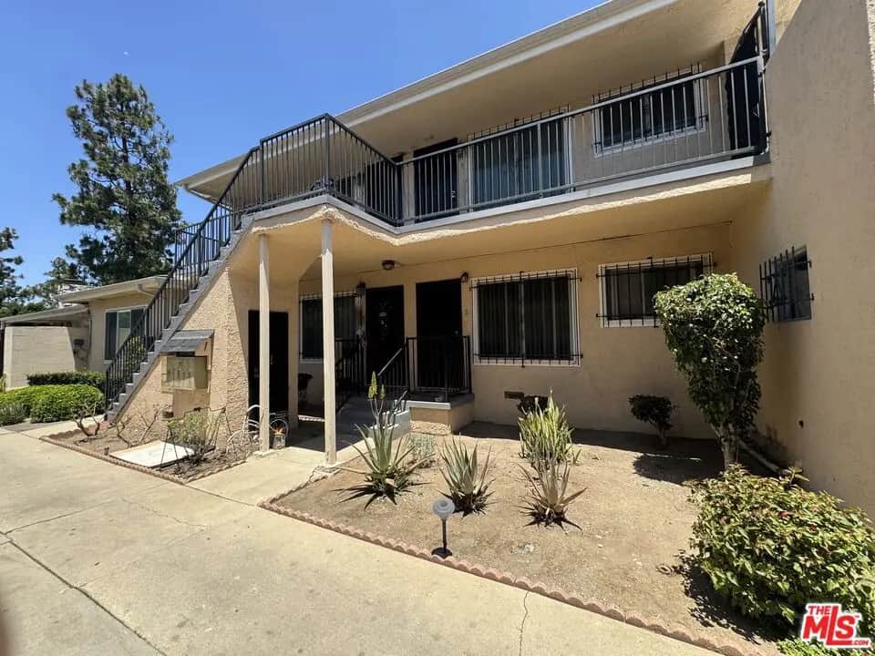10630 Crenshaw Boulevard 3, Inglewood, CA — listing photo 1
