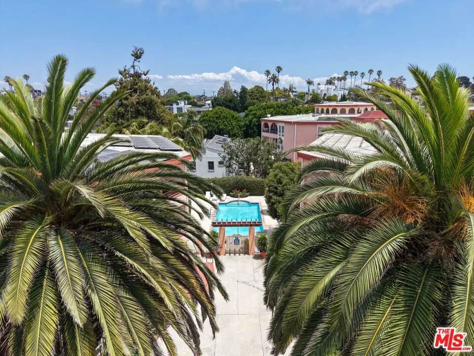 2045 4th Street 301B, Santa Monica, CA — listing photo 1