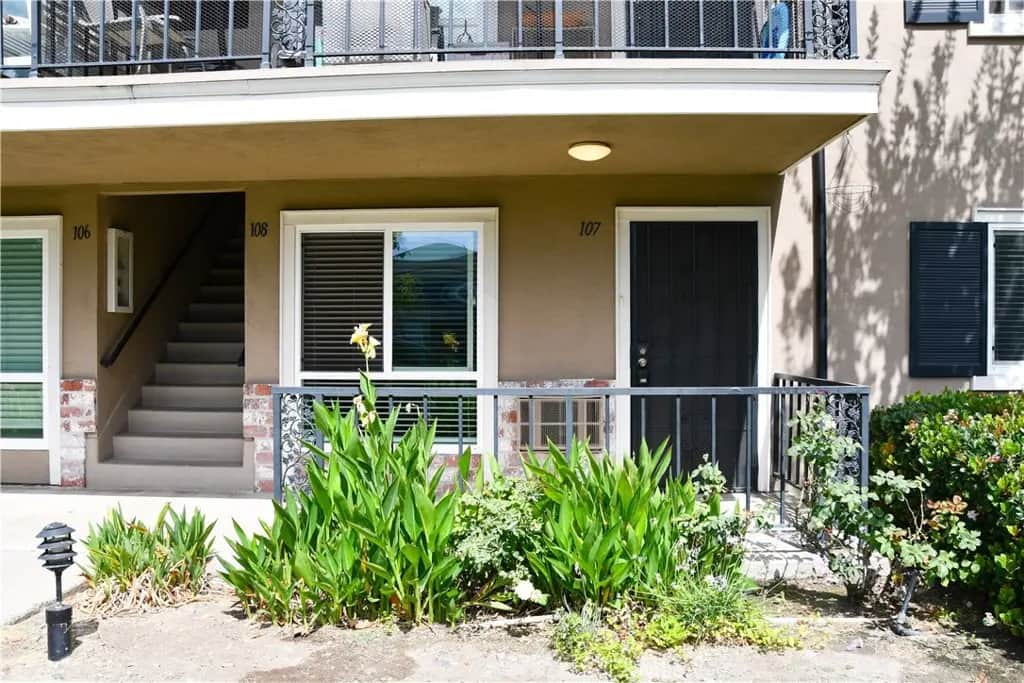 660 S Glassell 107, Orange, CA — listing photo 1