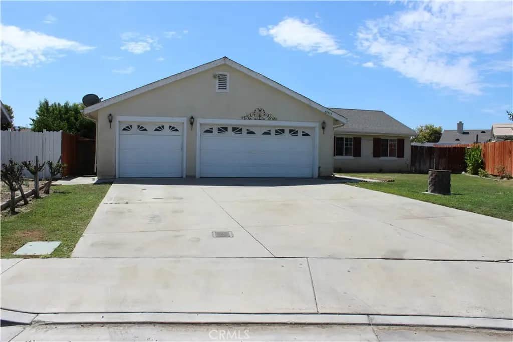 42933 Woodside Court, Hemet, CA — listing photo 1
