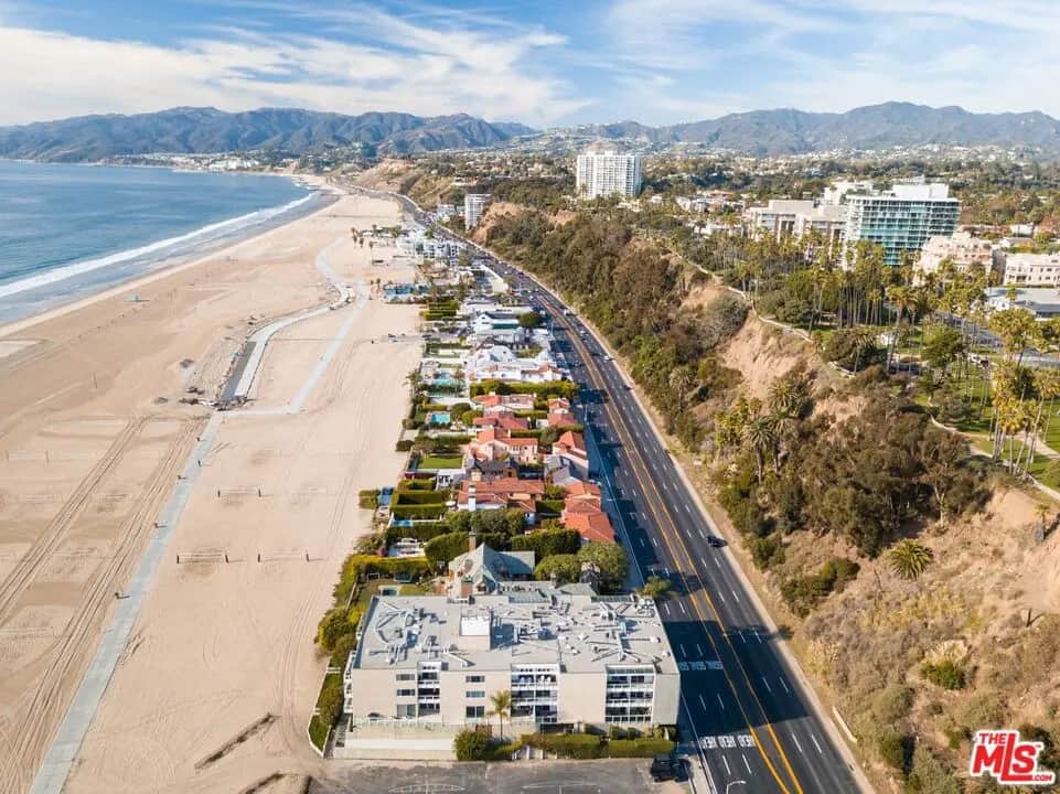 723 Palisades Beach Road 217, Santa Monica, CA — listing photo 1