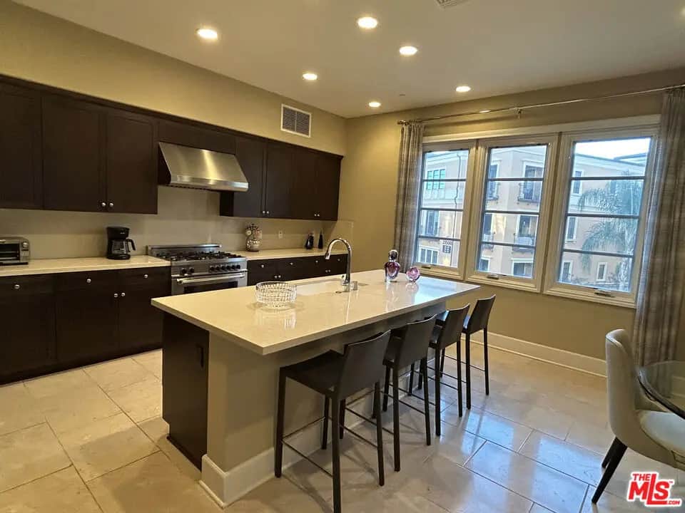 23500 Park Sorrento C33, Calabasas, CA — listing photo 1