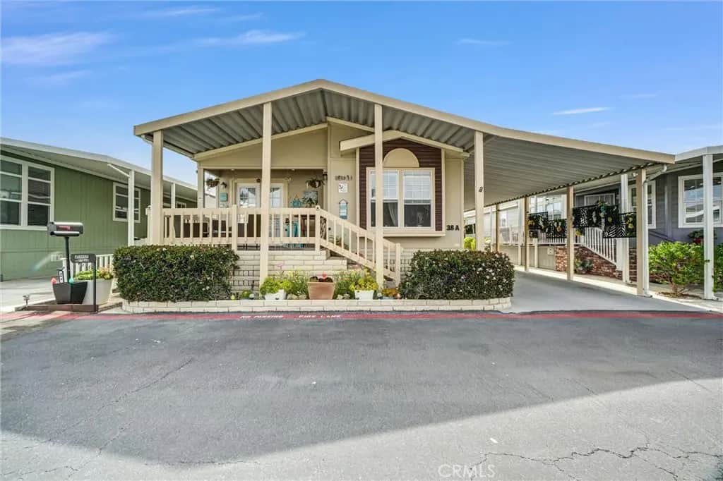 9850 Garfield 38A, Huntington Beach, CA — listing photo 1