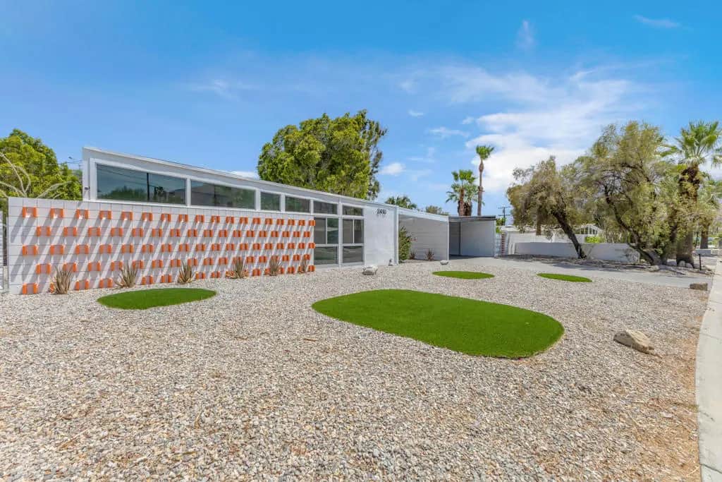 2410 N Starr Road, Palm Springs, CA — listing photo 1