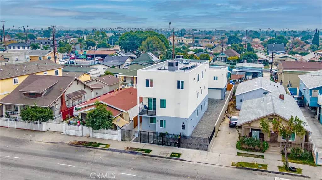 232 E Gage, Los Angeles, CA — listing photo 1