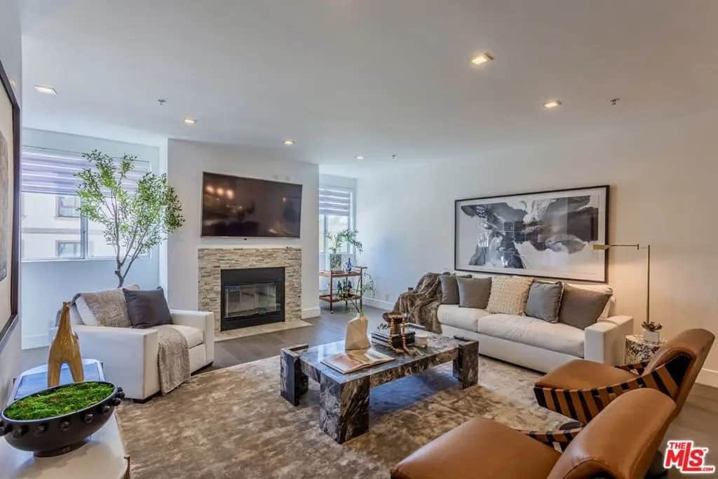 120 S Crescent Drive 304, Beverly Hills, CA — listing photo 1