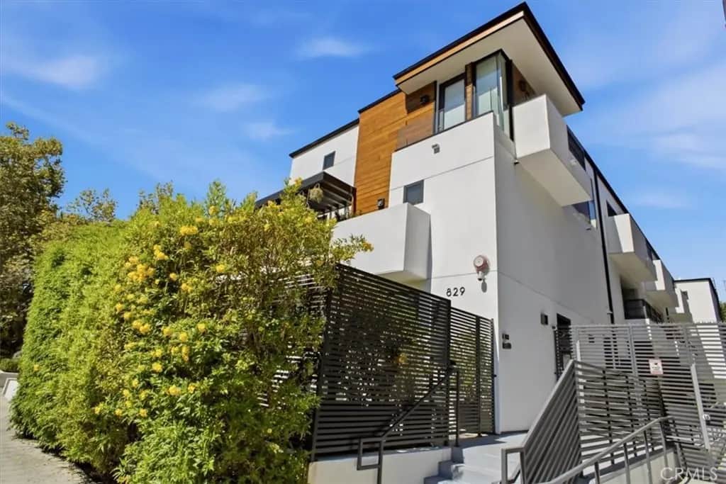 829 N Martel 4, Los Angeles, CA — listing photo 1