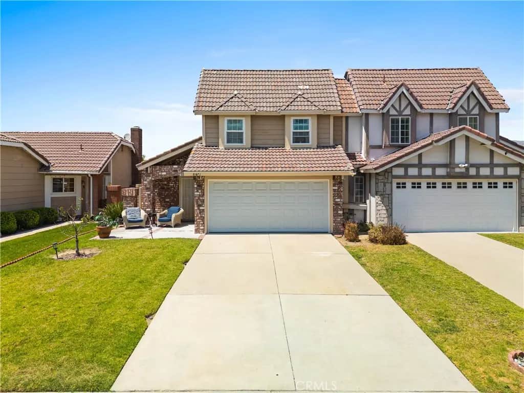 8471 E Donnybrook Cir, Anaheim Hills, CA — listing photo 1