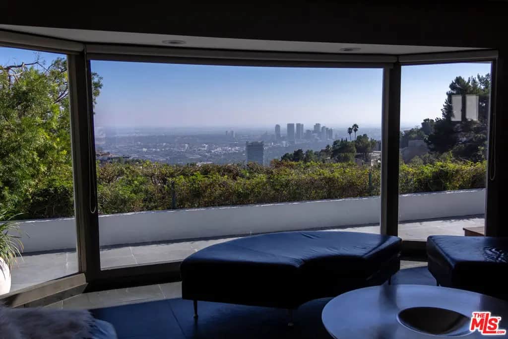 9203 Robin Drive, Los Angeles, CA — listing photo 1