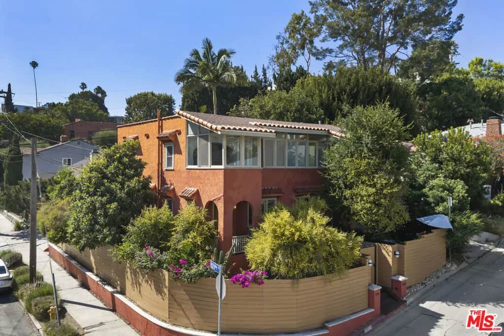 1501 Westerly Terrace, Los Angeles, CA — listing photo 1
