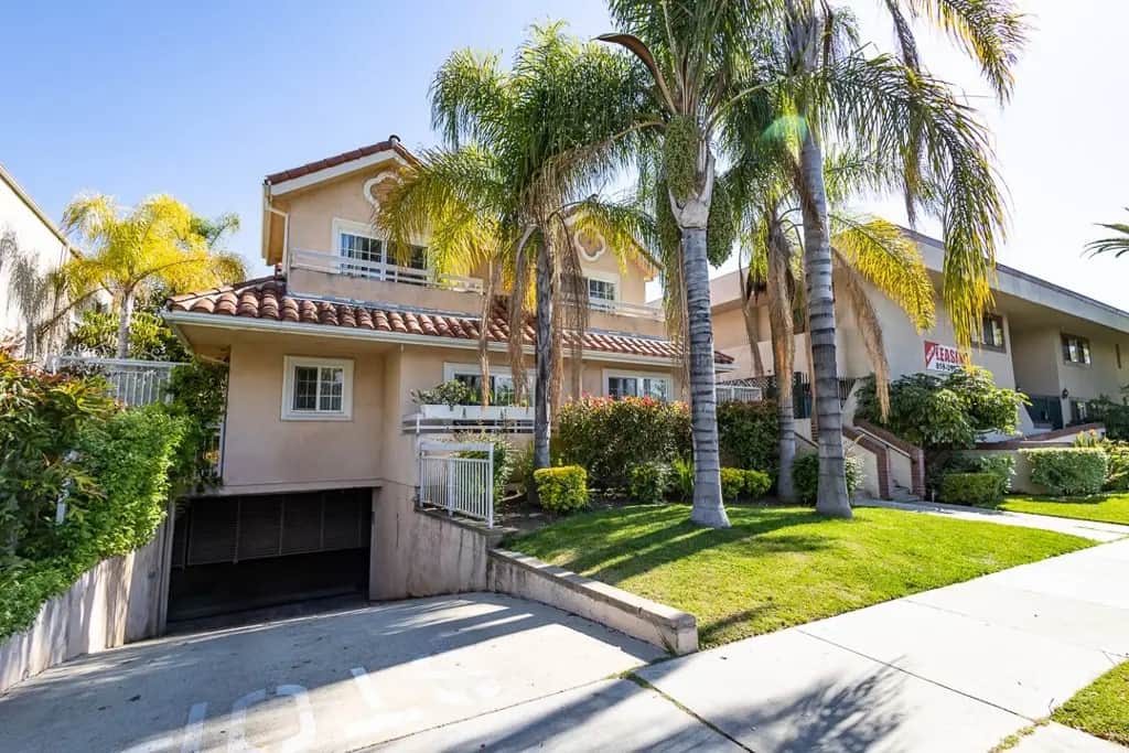 364 W Wilson Avenue 3, Glendale, CA — listing photo 1