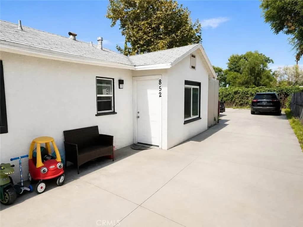 852 N Lugo, San Bernardino, CA — listing photo 1