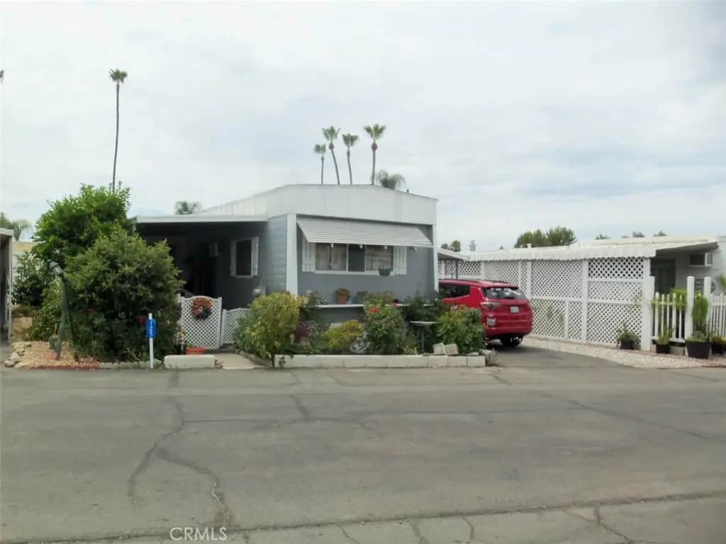 1600 S San Jacinto Avenue 125, San Jacinto, CA — listing photo 1
