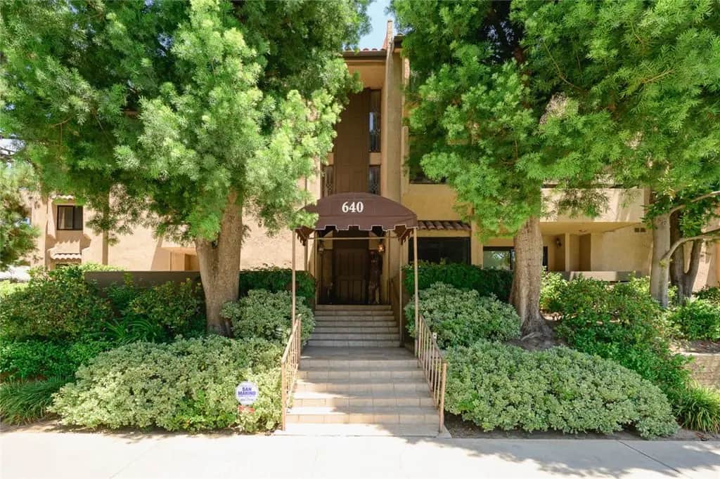 640 S Lake 203, Pasadena, CA — listing photo 1