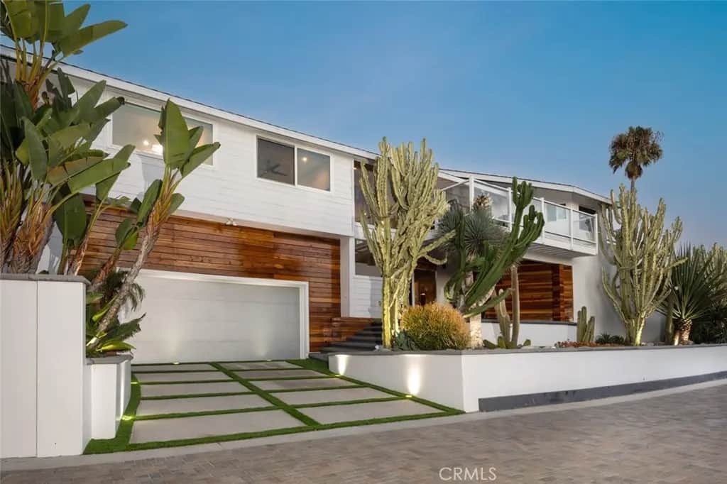 2 Camel Point, Laguna Beach, CA — listing photo 1