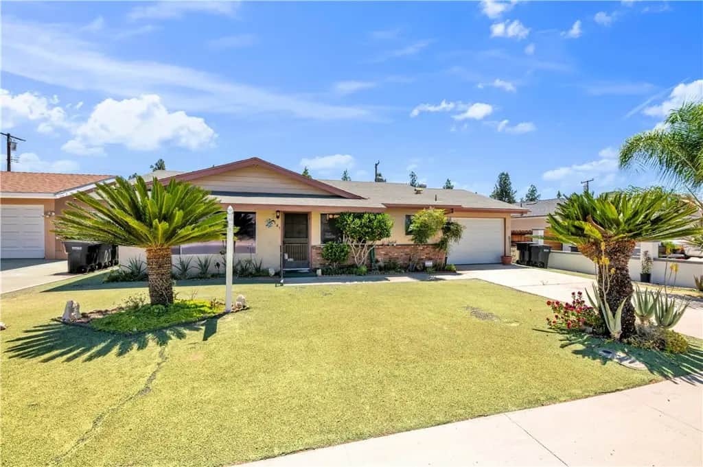 545 Jade, Hemet, CA — listing photo 1