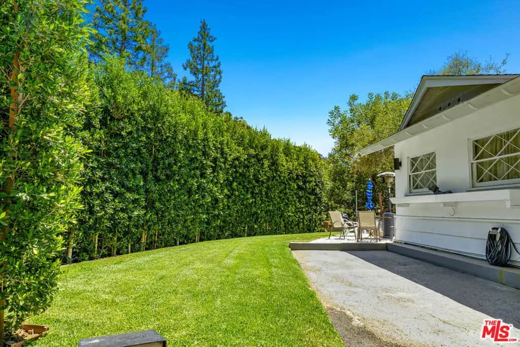 2485 Benedict Canyon Drive, Los Angeles, CA — listing photo 1