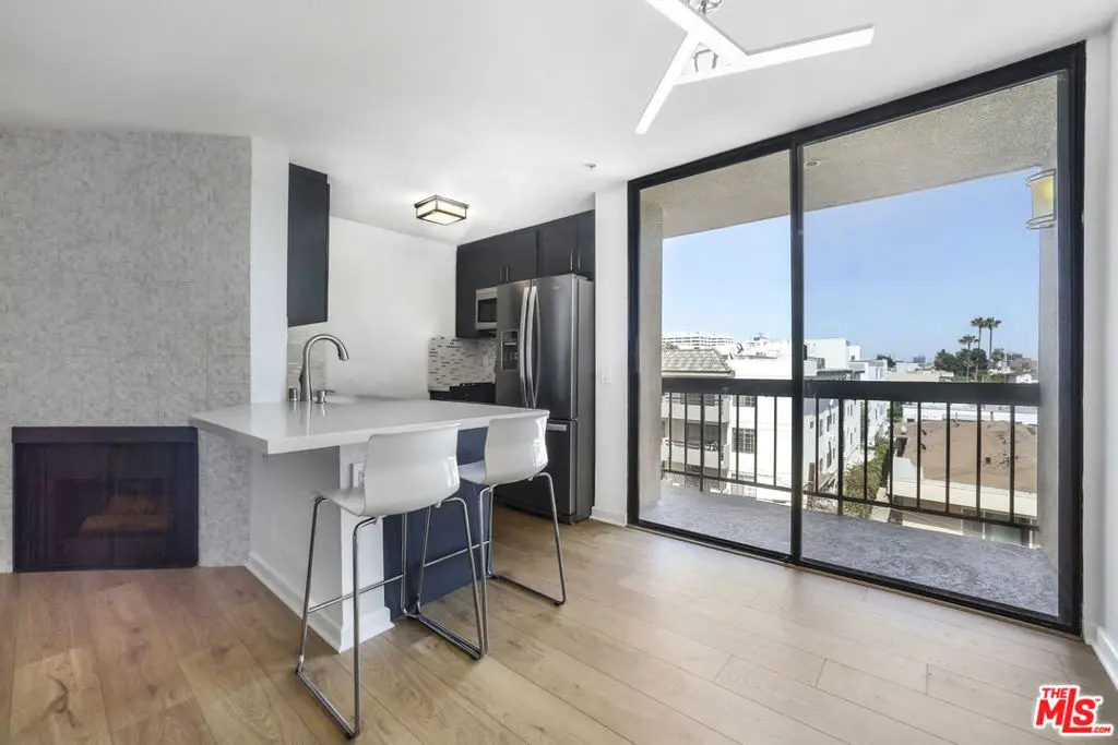 7320 Hawthorn Avenue 319, Los Angeles, CA — listing photo 1