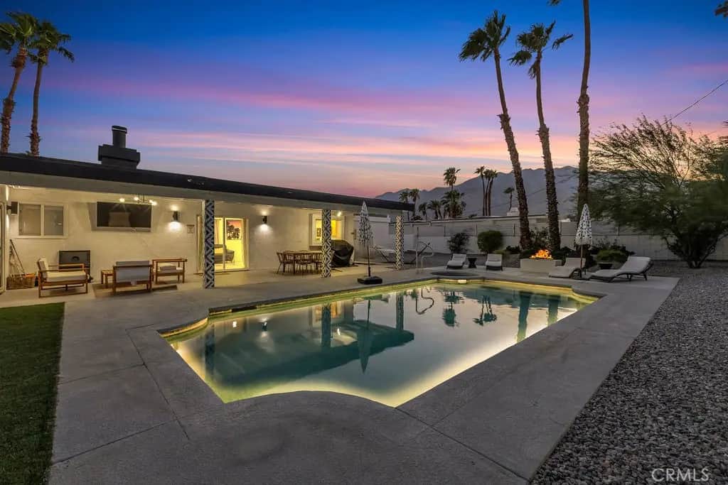 3030 E Vincentia, Palm Springs, CA — listing photo 1