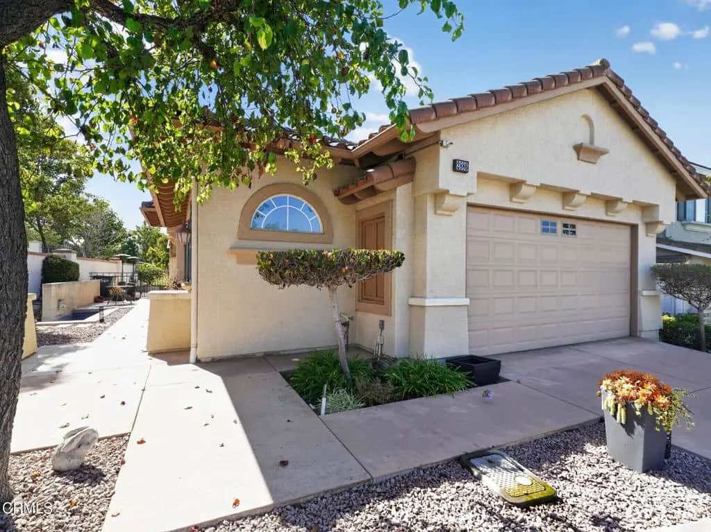 2886 Golf Villa Way, Camarillo, CA — listing photo 1