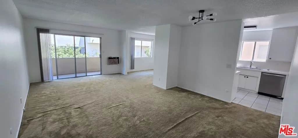 848 S Holt Street 209, Los Angeles, CA — listing photo 1