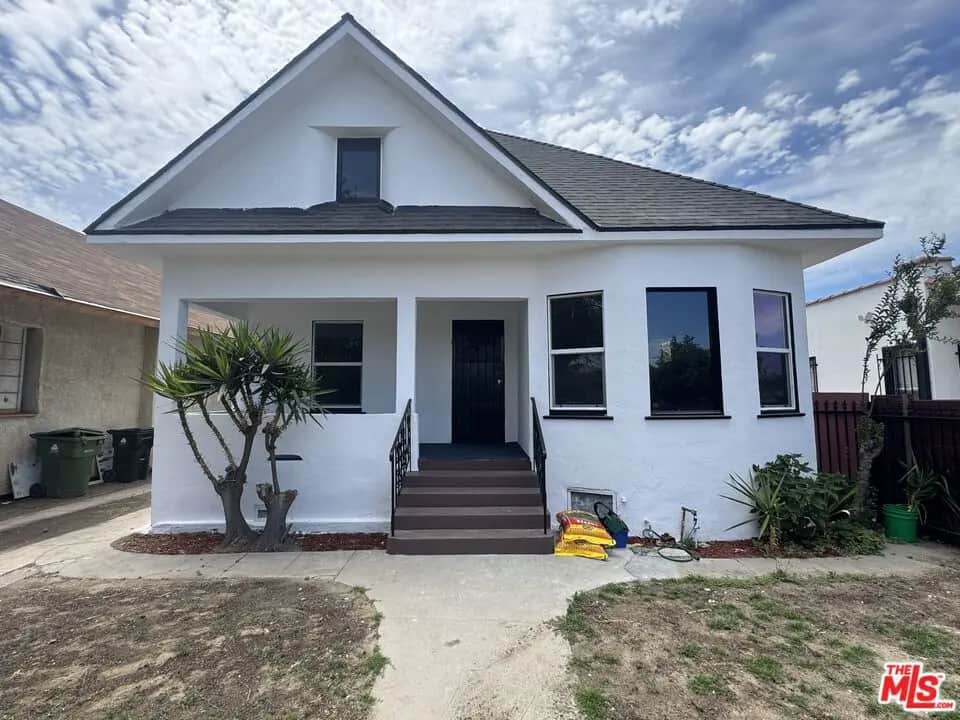 136 W 43rd Place, Los Angeles, CA — listing photo 1