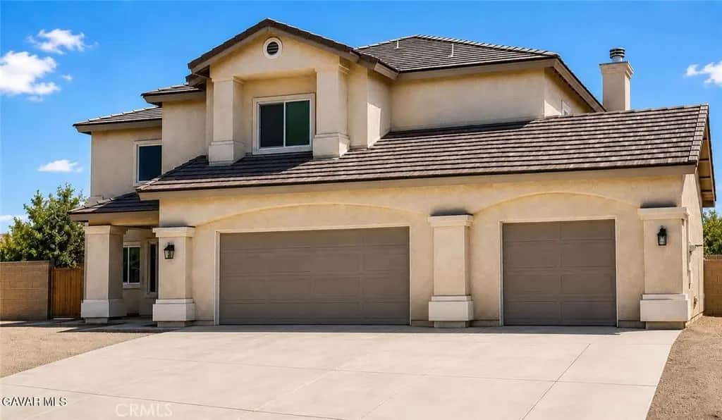 2518 E Avenue K2, Lancaster, CA — listing photo 1