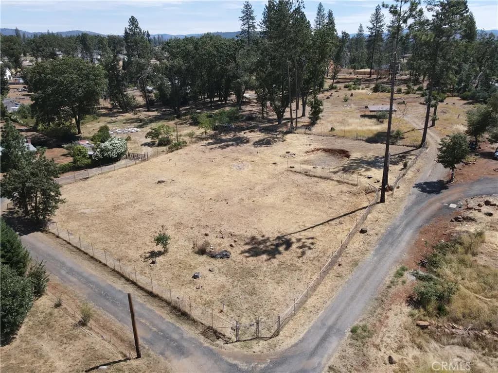 1461 Carroll Lane, Paradise, CA — listing photo 1