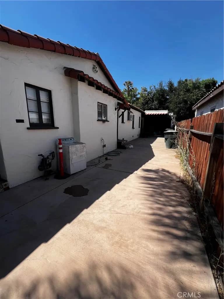 484 W 25th 2, San Bernardino, CA — listing photo 1