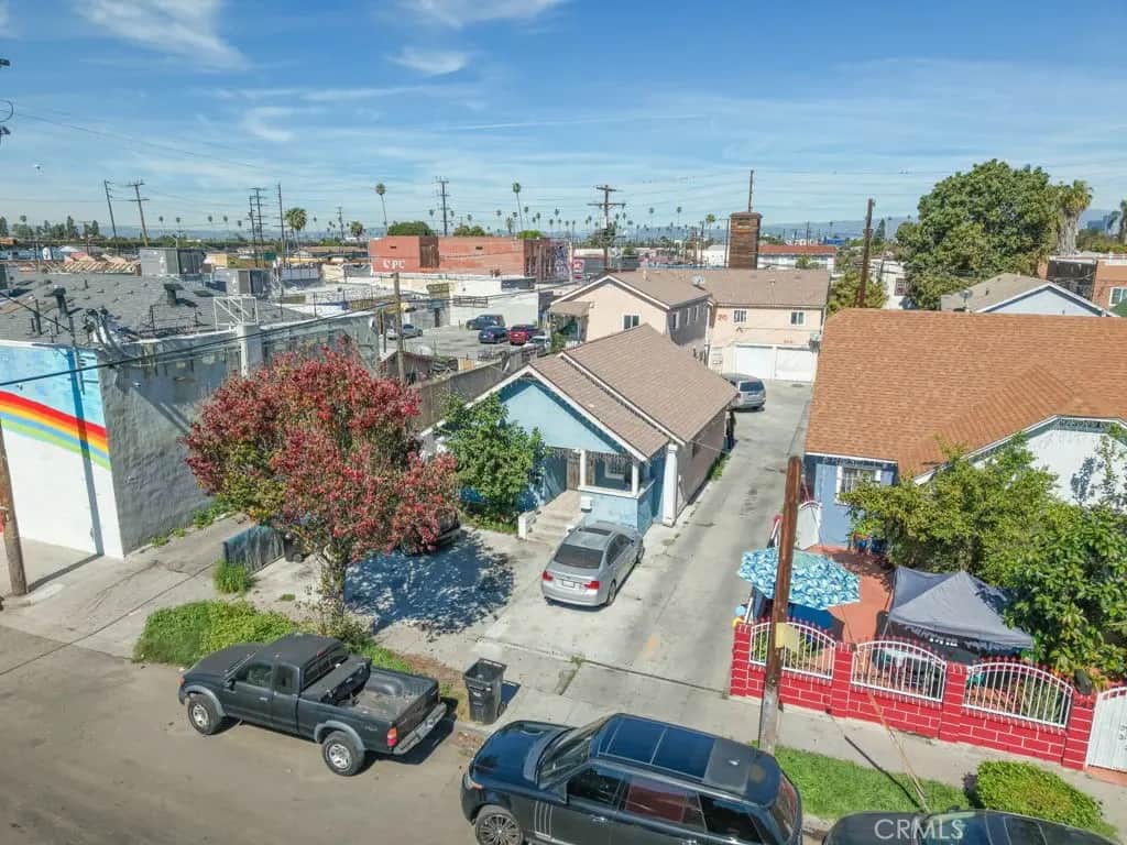 245 W 73rd, Los Angeles, CA — listing photo 1