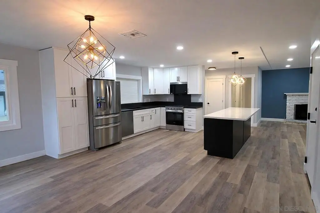 3006 Yonge St, San Diego, CA — listing photo 1