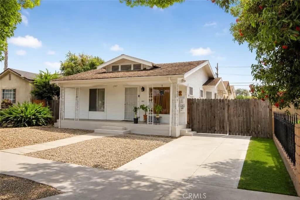 2947 West, Los Angeles, CA — listing photo 1