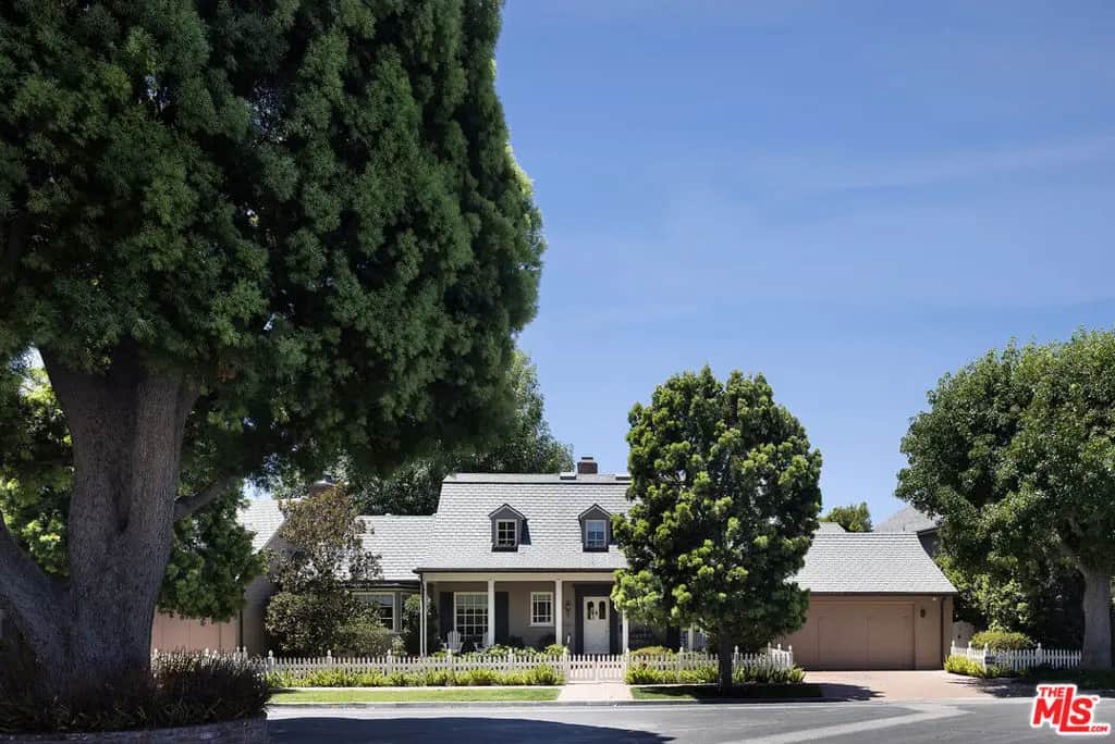 10030 Toluca Lake Avenue, Toluca Lake, CA — listing photo 1