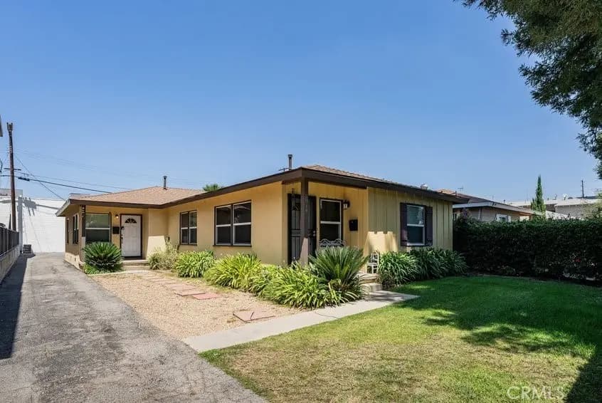 5919 Cedros, Sherman Oaks, CA — listing photo 1