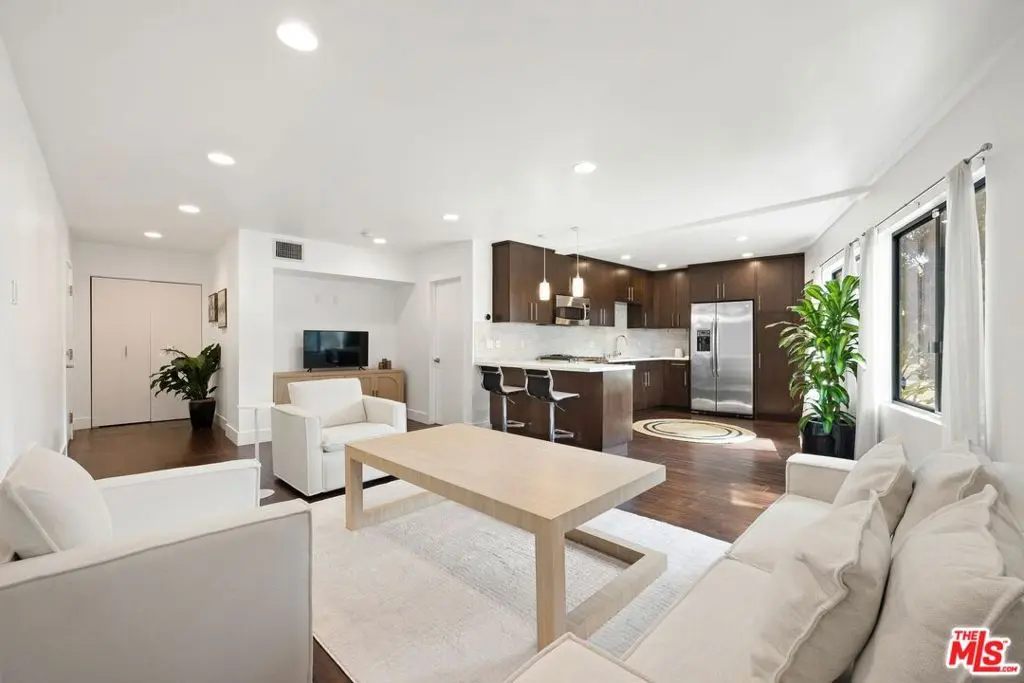 8755 Shoreham Drive 100, West Hollywood, CA — listing photo 1