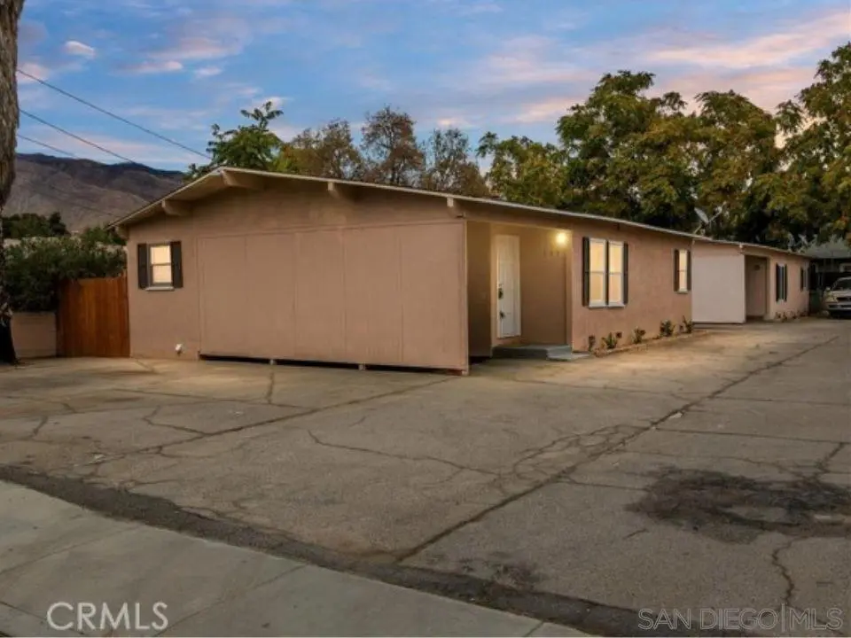 157 159 N Sheriff Ave, San Jacinto, CA — listing photo 1