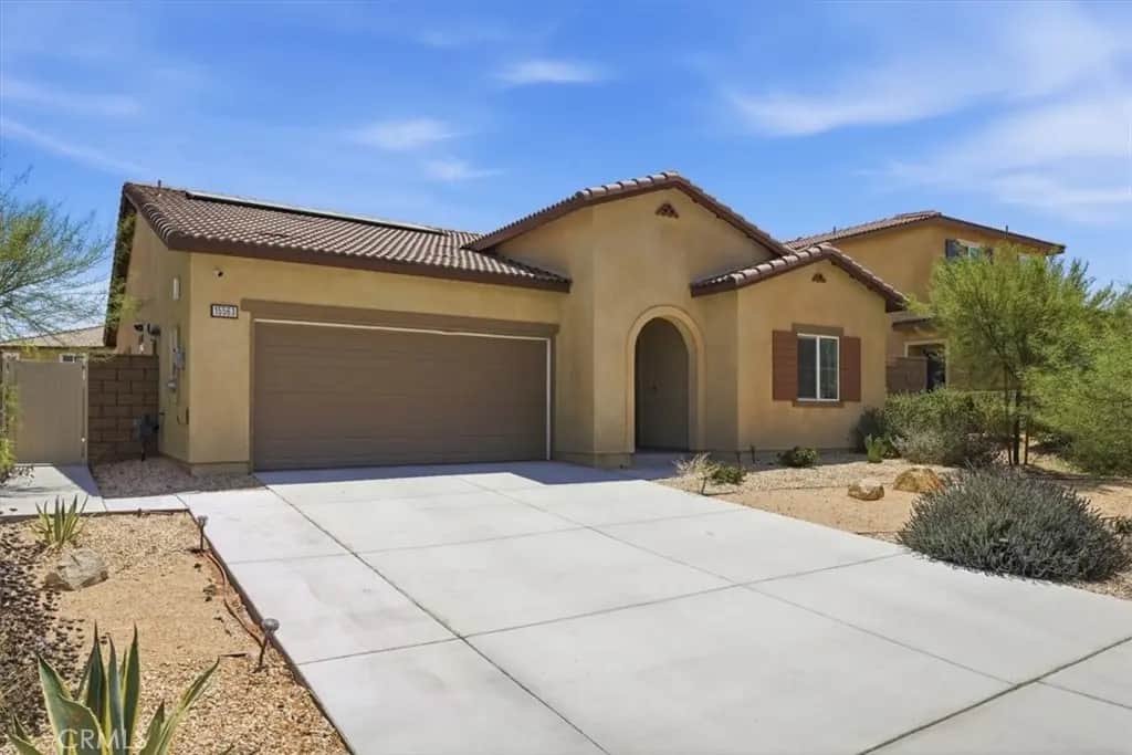 15563 San Francisco, Victorville, CA — listing photo 1