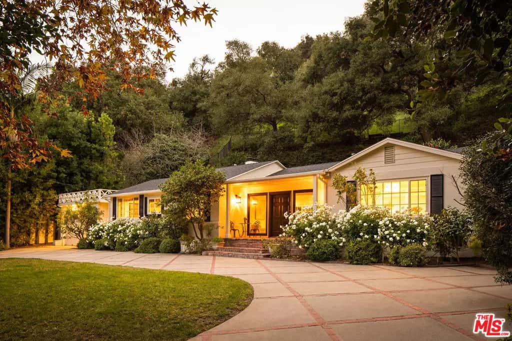 2533 Benedict Canyon Drive, Beverly Hills, CA — listing photo 1