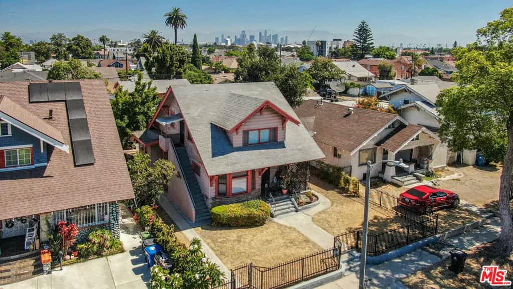 1111 W 47th Street, Los Angeles, CA — listing photo 1
