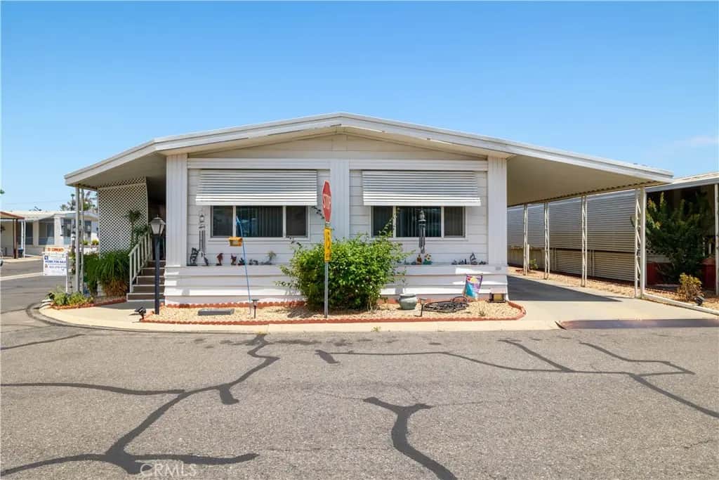 5001 W Florida 446, Hemet, CA — listing photo 1