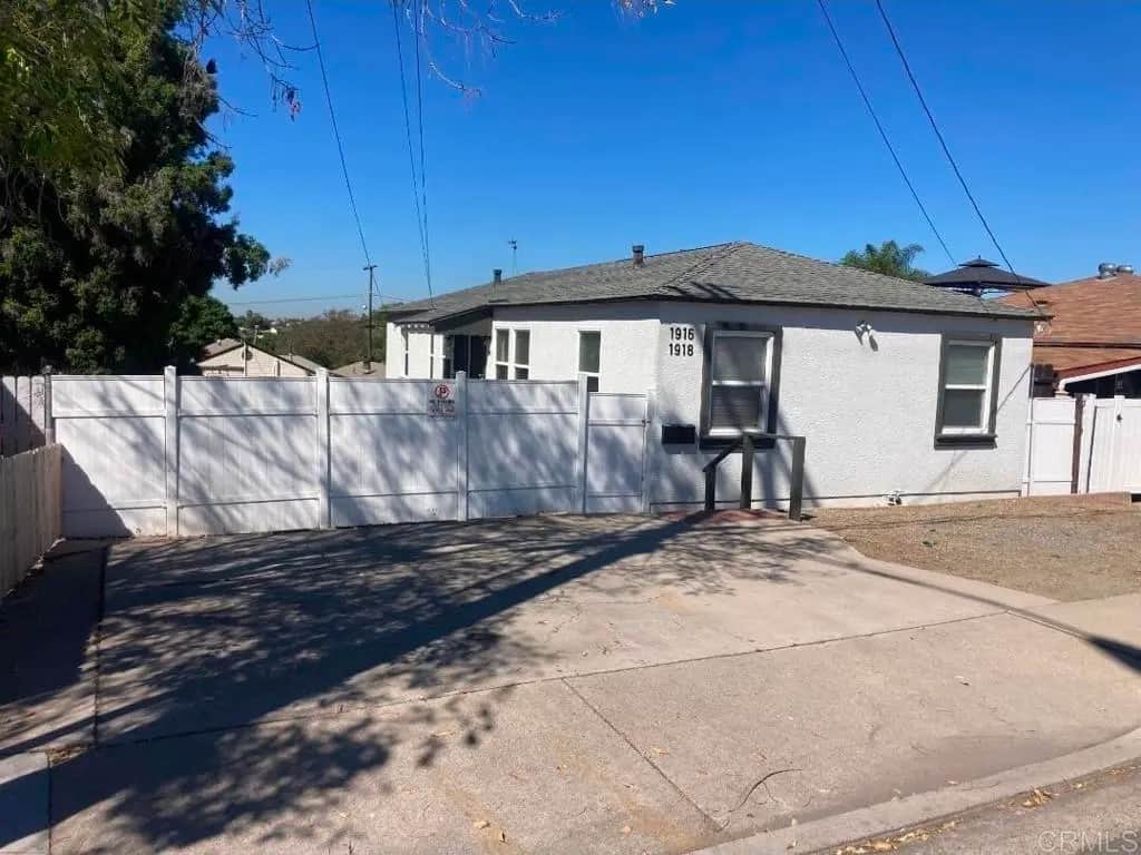 1918 Skyline Drive, Lemon Grove, CA — listing photo 1