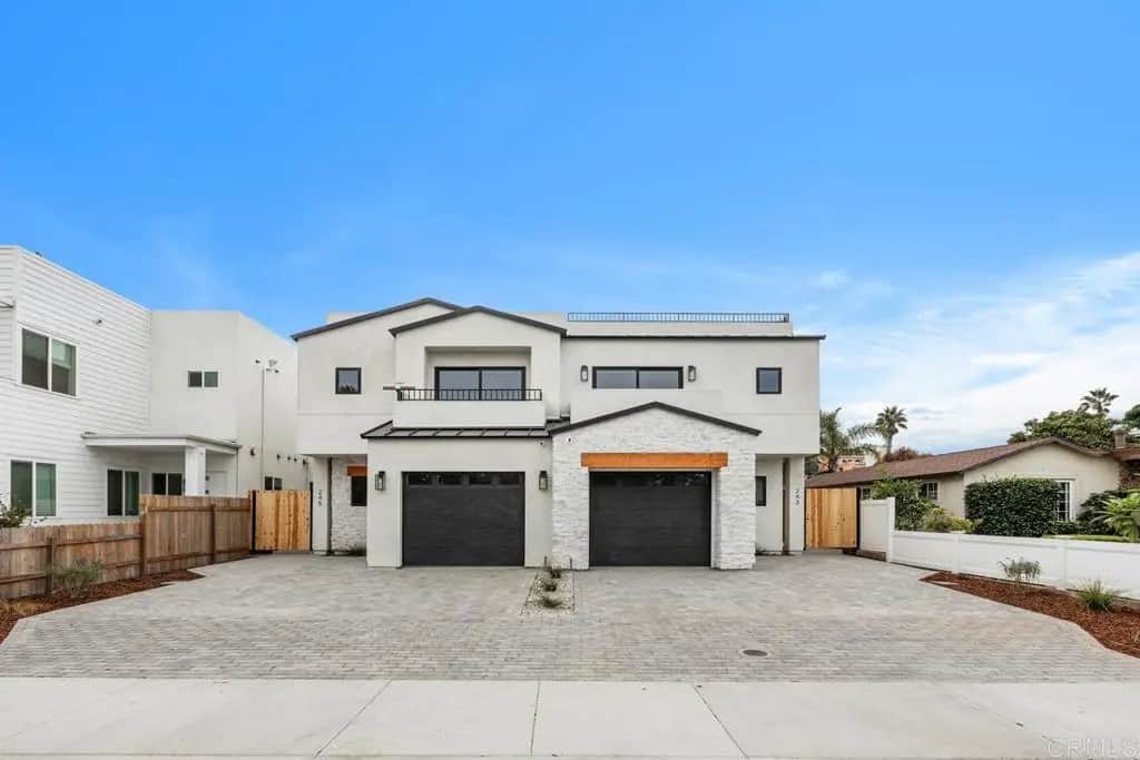 245 Dahlia Avenue, Imperial Beach, CA — listing photo 1