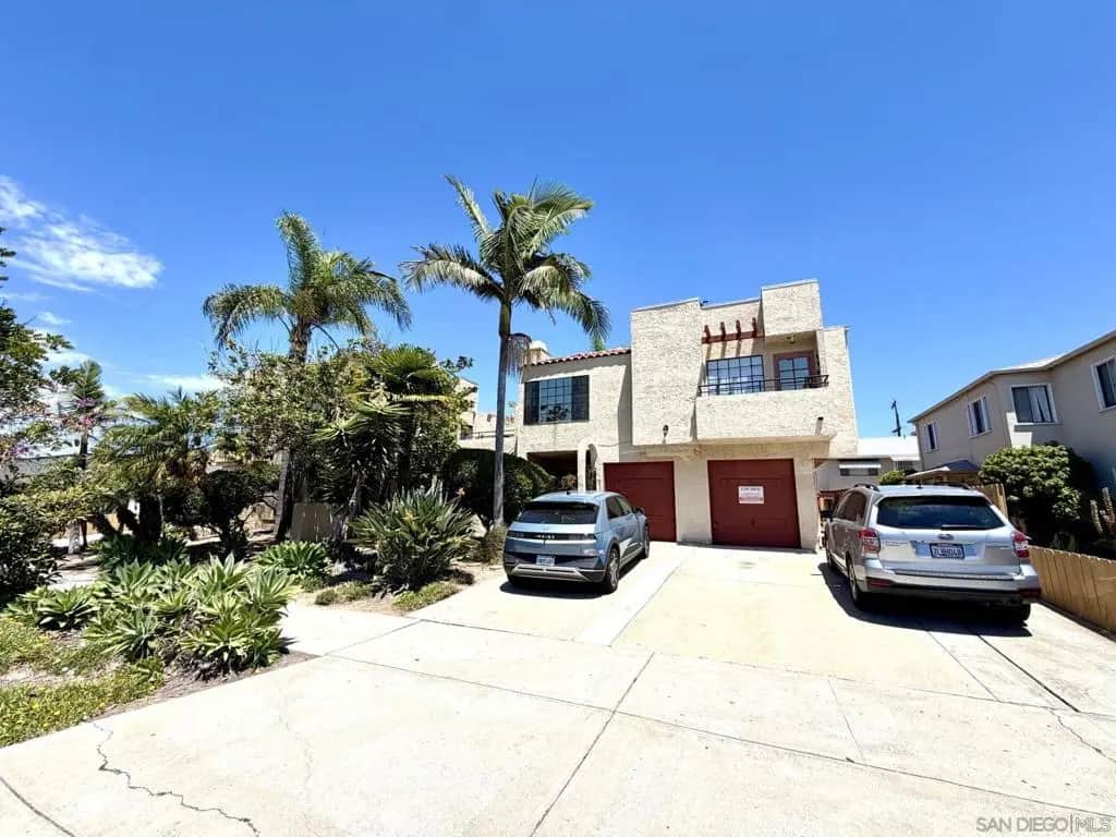 4671 HAMILTON ST 8, San Diego, CA — listing photo 1