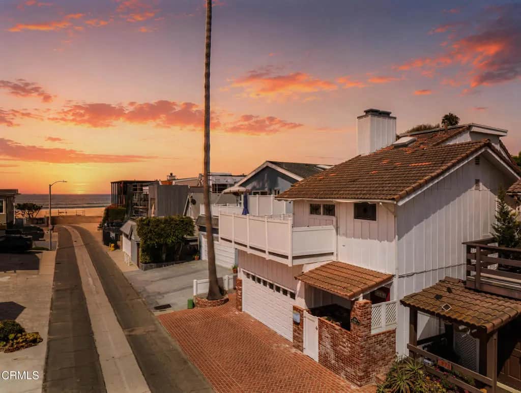999 Waterbury Lane, Ventura, CA — listing photo 1