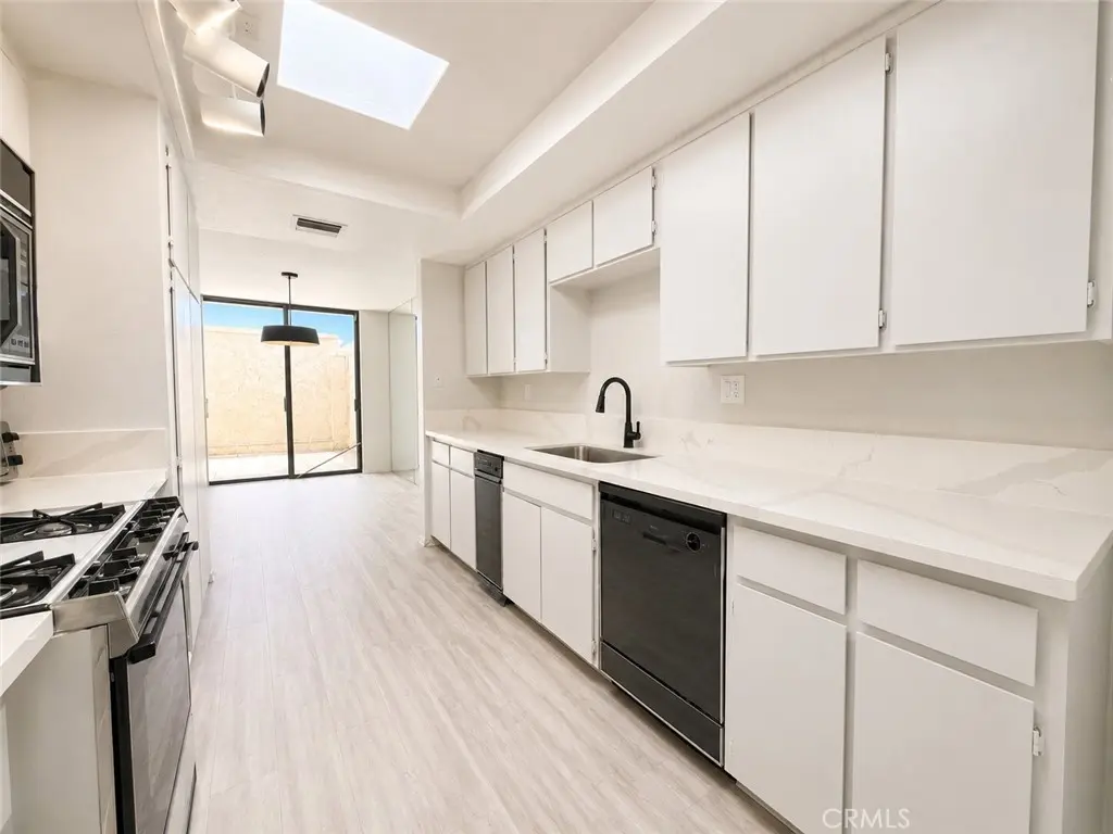 425 N Calle Rolph, Palm Springs, CA — listing photo 1